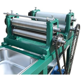 Elektrische Mittelwandpresse mit zwei Walzen