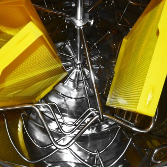 Honigschleuder Mellarius MaxiLine 3/9 N Waben 110W Motor Dia 52