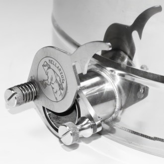 Abfüllkübel 25 kg Mellarius MaxiLine aus Edelstahl und vier Spannverschlüssen